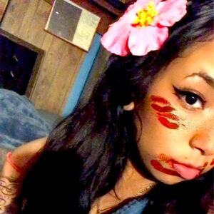 Meet your Posher, Evelyn